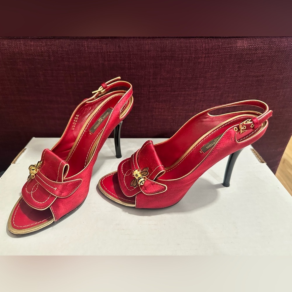 Louis Vuitton Red and Gold Slingback Heels